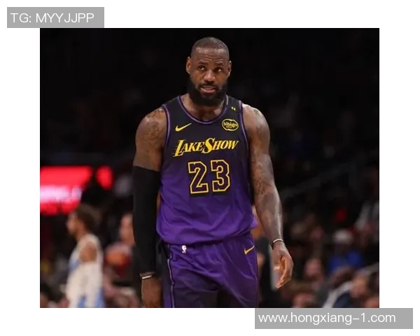 詹姆斯：篮球巨星的辉煌历程与未来展望